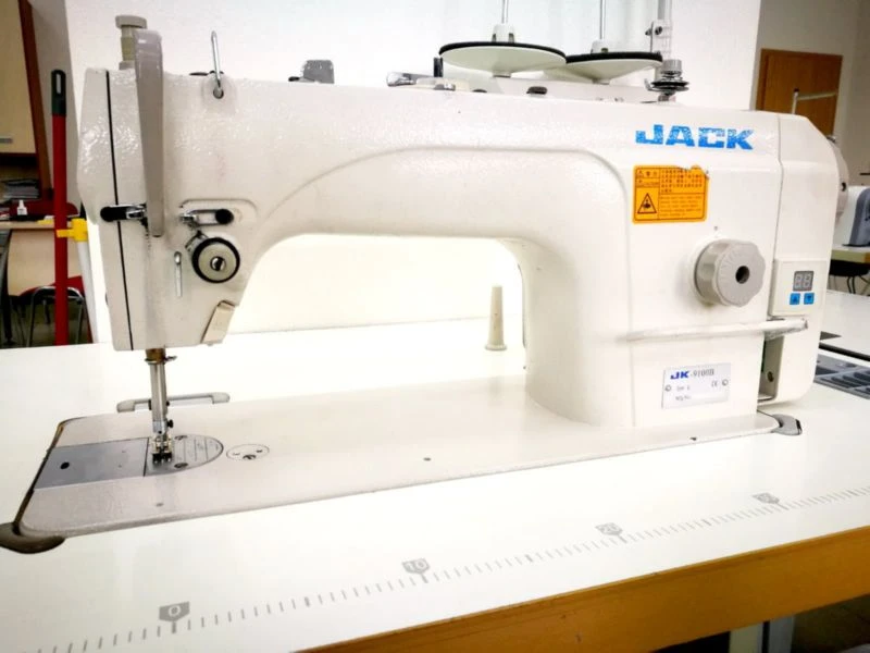 Jack 9100BP промышленная прямострочная швейная машина б/у