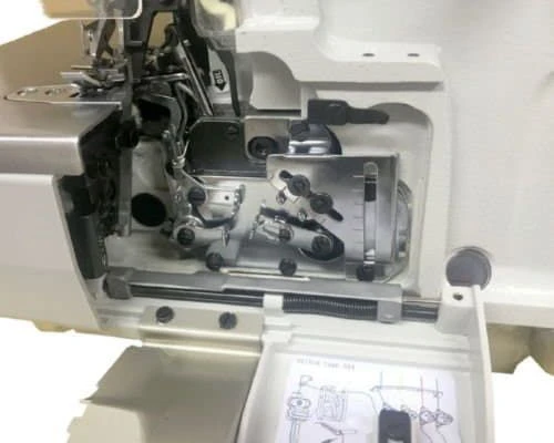 Улучшенная система направителей нити в оверлоке BRUCE BRC-X3-5-M2-35