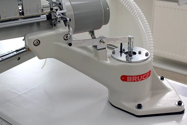 BRUCE BRC-946-460-02H/D/AW1S промисловий флетлок з автоматичним підйомником лапки
