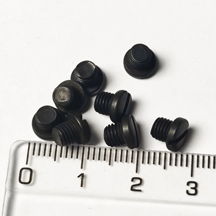 Гвинт кріплення ножа 131S01002  SM11/64＂×40 L=4 RA6/R6F