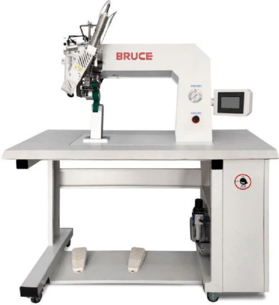 BRUCE BRC-6200 промислова машина для герметизації (проклейки) швів з двома активними роликами BRUCE BRC-6200 промислова машина для герметизації (проклейки) швів з двома активними роликами