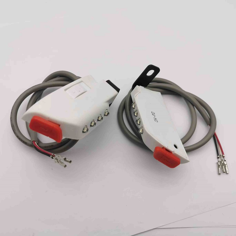 Підсвітка 1013002200 LED з кнопкою на RF4/5558G Підсвітка 1013002200 LED з кнопкою на RF4/5558G